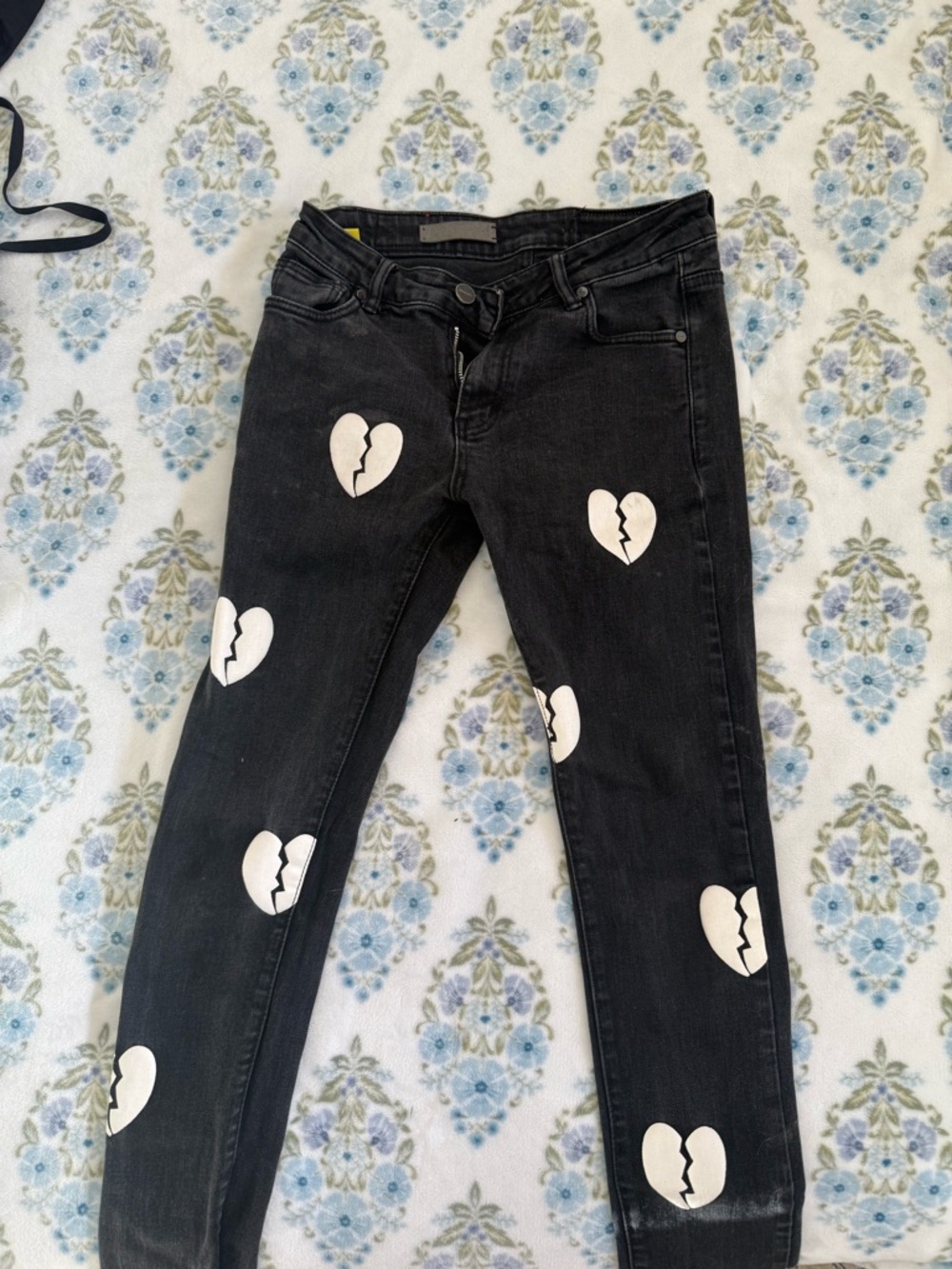 Pheelings Broken Heart Jeans